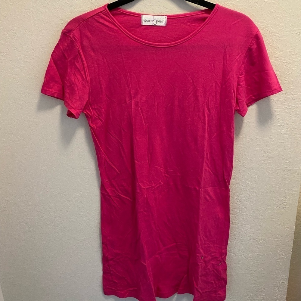 Rebecca Beeson pink t-shirt